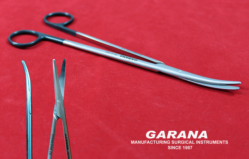 Metzenbaum Scissor Curved 8" Black Rings