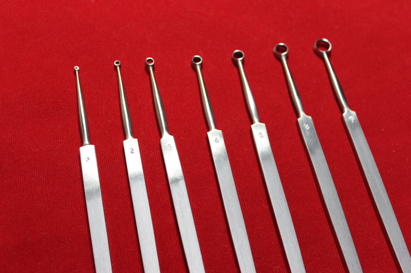 Buck Ear Curette Set of 7 Piece Sharp Point Flate handle overall length 6.5"